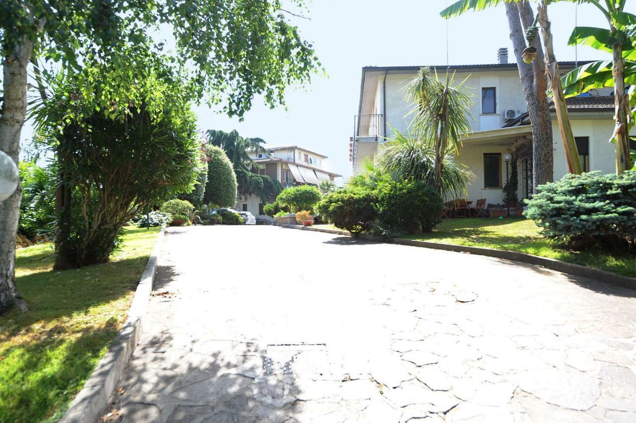 Casa Di Alberta Rome Luaran gambar